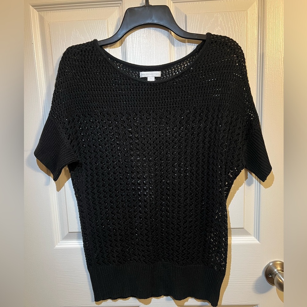 Black knit short sleeve sweater